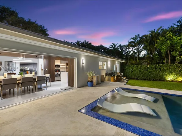 1217 Algardi Ave, Coral Gables, FL 33146