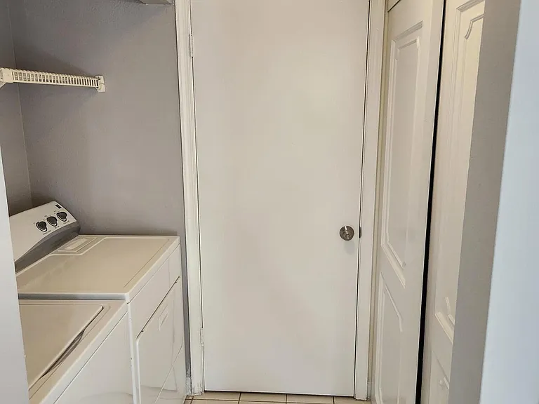 1749 N Congress Ave #C — Photo 11
