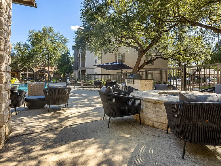 Villas at Rogers Ranch — Photo 35