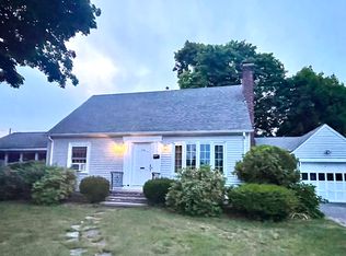 176 Harmony Ct, Warwick, RI 02889