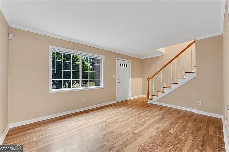 3 bed, 1.5 bath, 1076 sqft, $1,750 — Photo 4