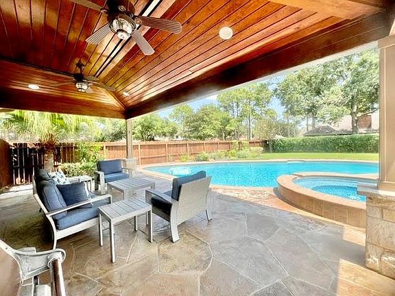 2nd image of 2030 Town Hill Dr