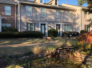 7489 N Germantown Sq, Germantown, TN 38138