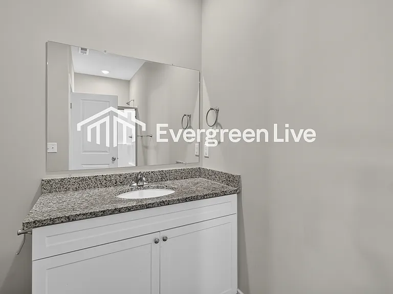 5247 N Cypress St — Photo 19