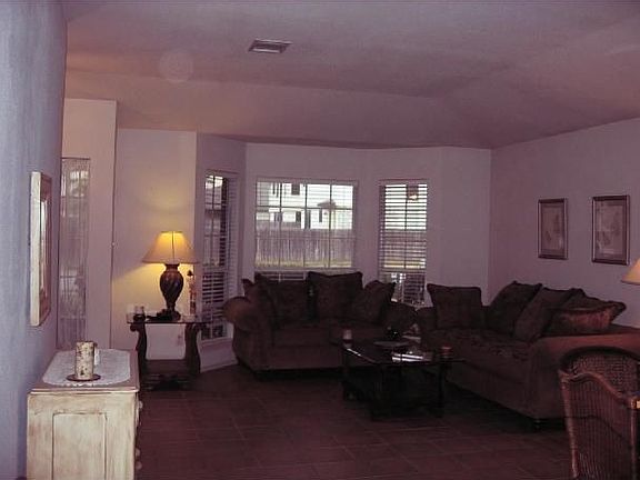 3rd image of 1517 Van Horn Dr