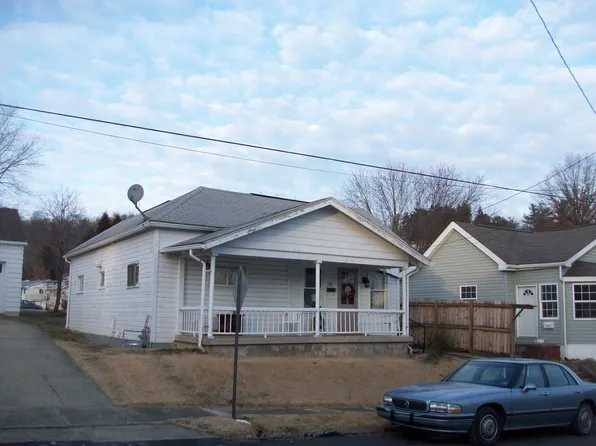 799 Race St, Waynesburg, PA 15370