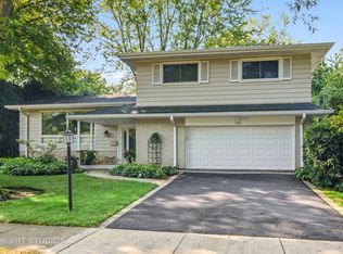 1086 Bob O Link Rd, Highland Park, IL 60035