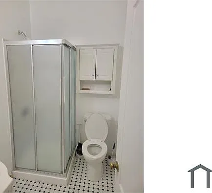 112 Linden St #1 — Photo 8