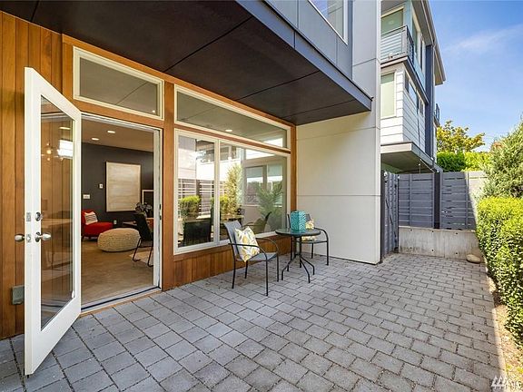 5th image of 2649 22nd Ave W #A
