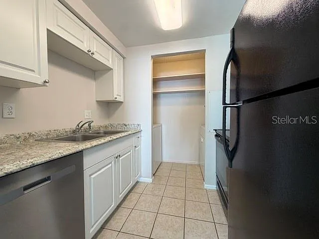 2 bed, 2.0 bath, 1148 sqft, $1,450 — Photo 2