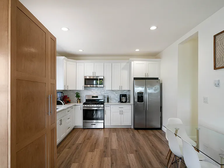Fully-stocked kitchen