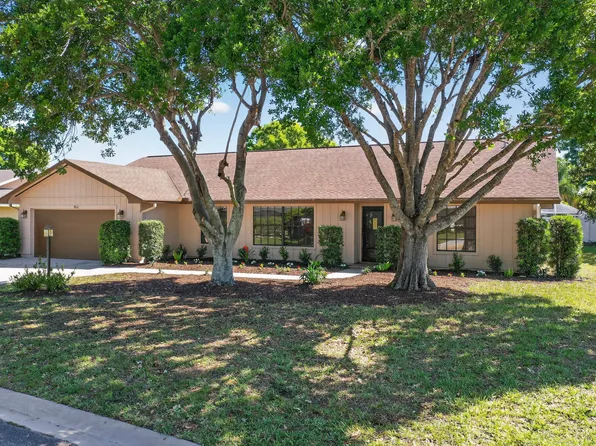 560 W Forest Trail, Vero Beach, FL 32962