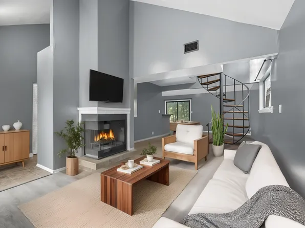 62 Chatham Lane, Bristol, CT 06010