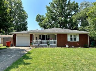 905 Oklahoma Ave, Mattoon, IL 61938