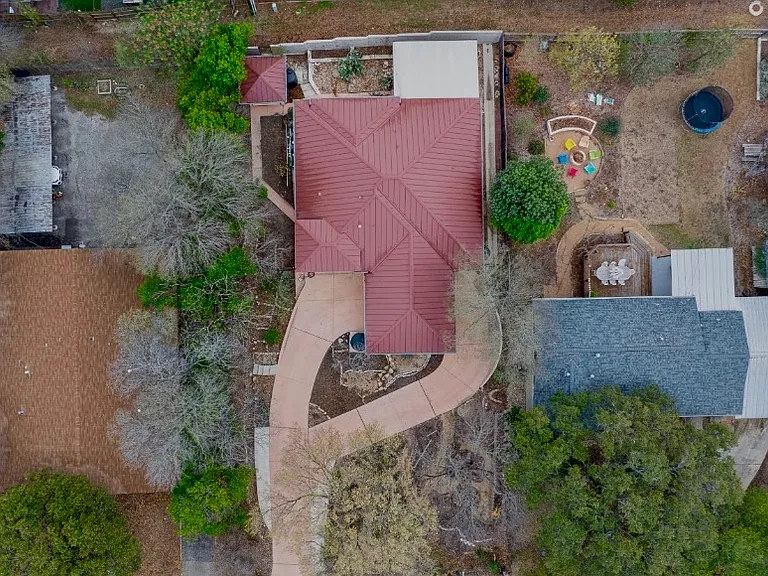 Blakeley Dr — Photo 14