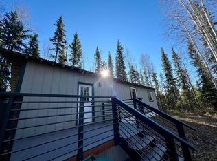 2569 Houghton Hill Dr, North Pole, AK 99705