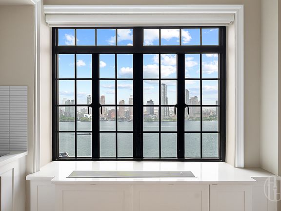 5th image of 5 Tudor City Pl APT 1834