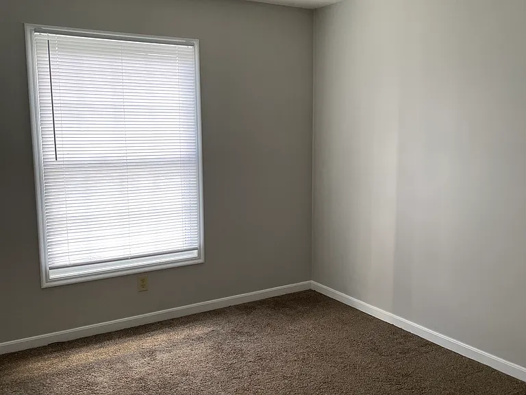 140 Northridge Dr #3 — Photo 7