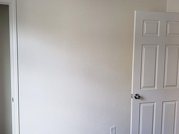 3rd image of 313 Hayworth St