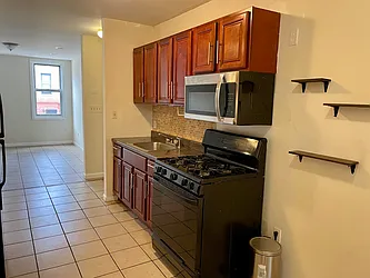 Rented by Winzone Realty Inc