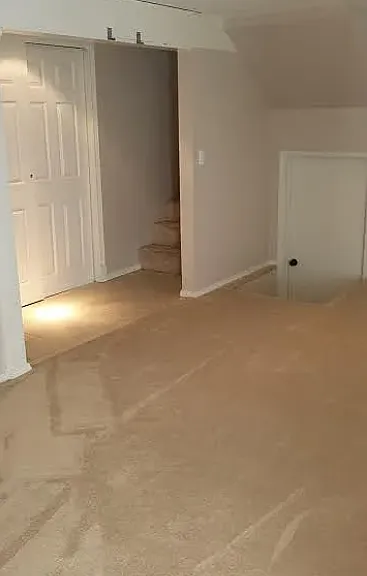 5383 N Richmond Ave — Photo 10