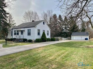 4026 Walbridge Rd, Northwood, OH 43619
