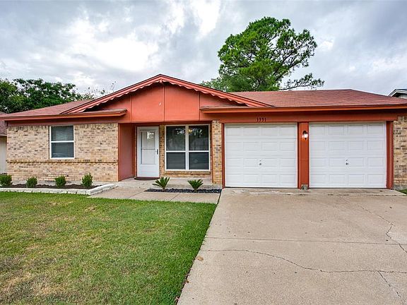 3rd image of 1331 Caladium Dr