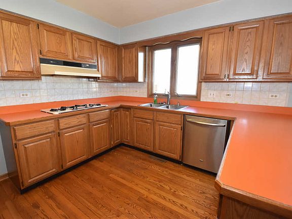 3rd image of 301 Shannon Dr