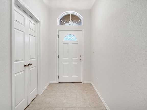 4th image of 5209 Foxhill Rd