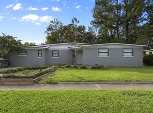 2846 Sam Rd, Jacksonville, FL 32216