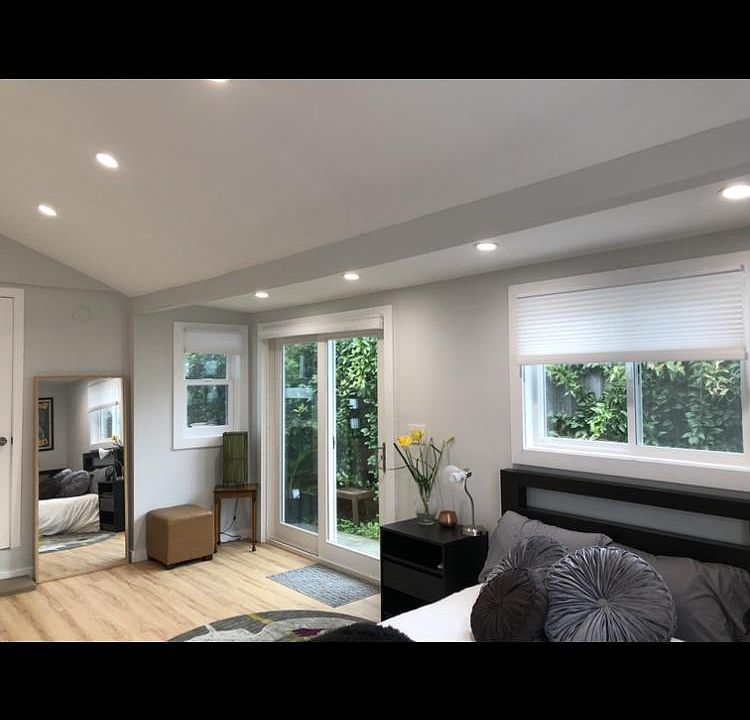 1st image of 35 Lakeside Dr