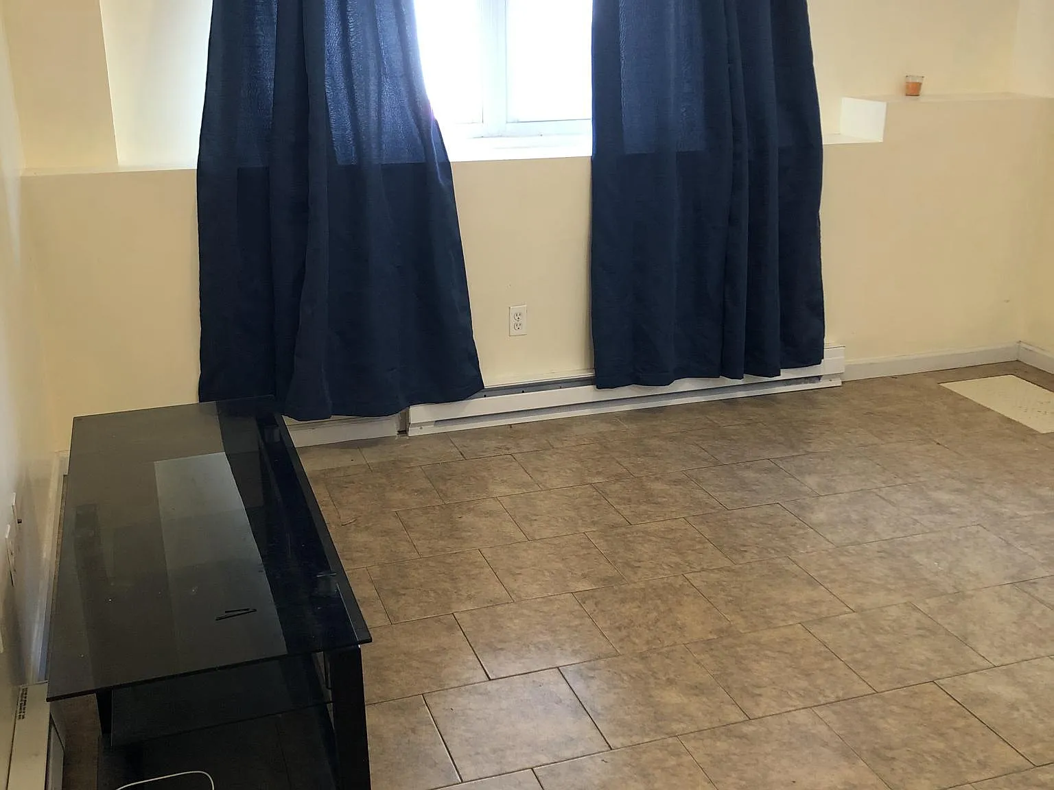 Studio, 280 sqft, $1,000 — Photo 3