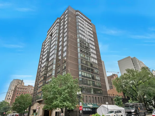 21 W Goethe St APT 14D, Chicago, IL 60610