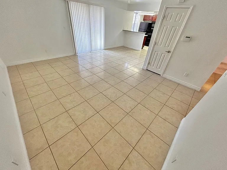 4965 Indian River Dr #105 — Photo 6