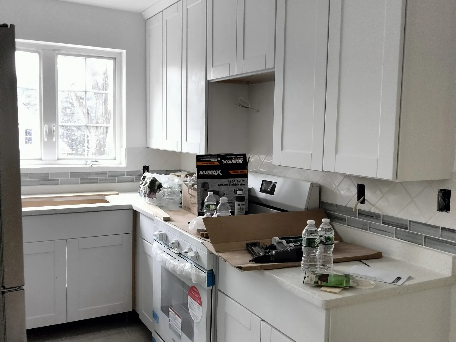 3 bed, 2.5 bath, 2325 sqft, $1,000 — Photo 3
