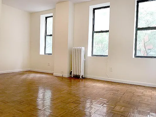 Rented by AJ Clarke | media 2