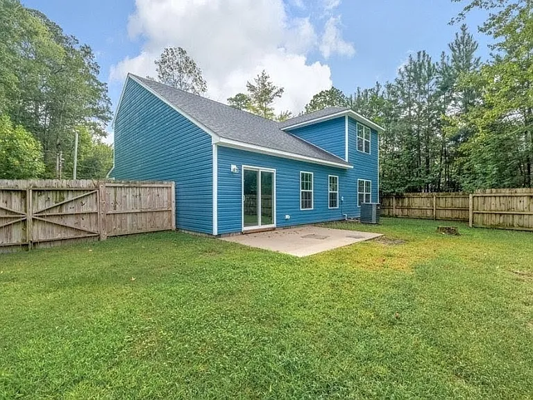 4219 Helen St — Photo 5