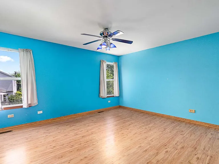 2204 Brindlewood Dr — Photo 7