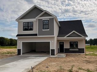 1564 Eastbay Dr, Fayetteville, NC 28312