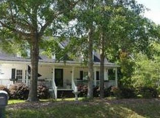 634 Old Hammock Rd, Swansboro, NC 28584