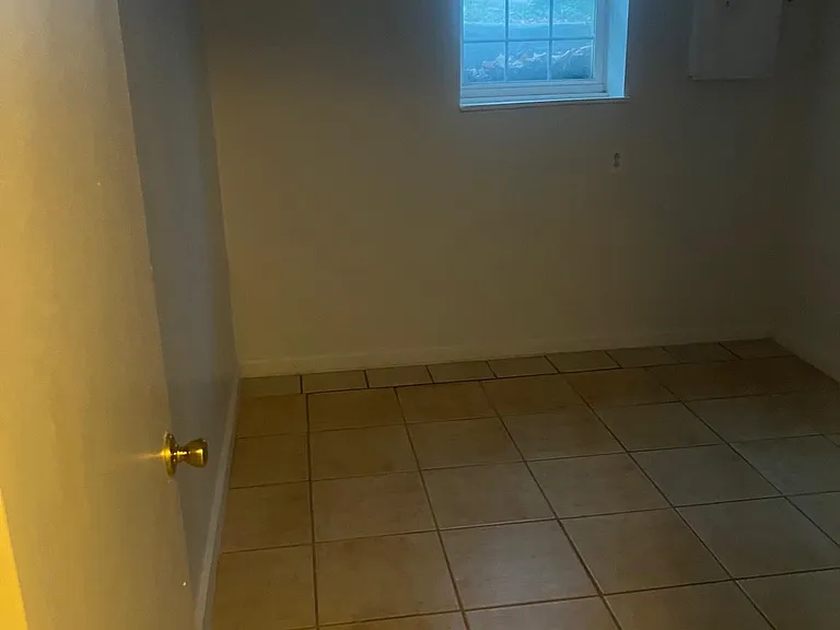14212 Fisher Ave — Photo 21
