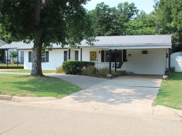 1108 Kimberly Dr, Chandler, OK 74834