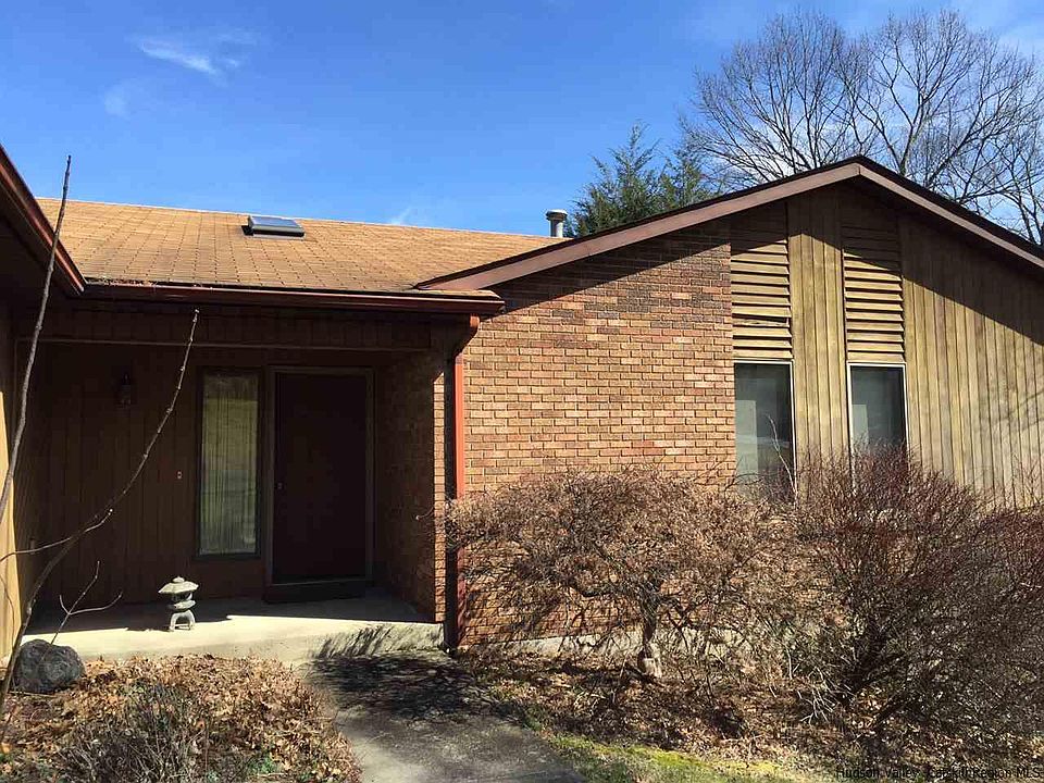 1st image of 19 Aldendell Ct
