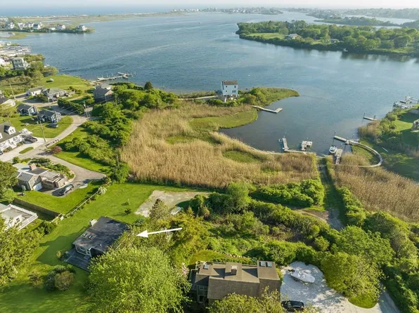 56 Stedman Rd, South Kingstown, RI 02879