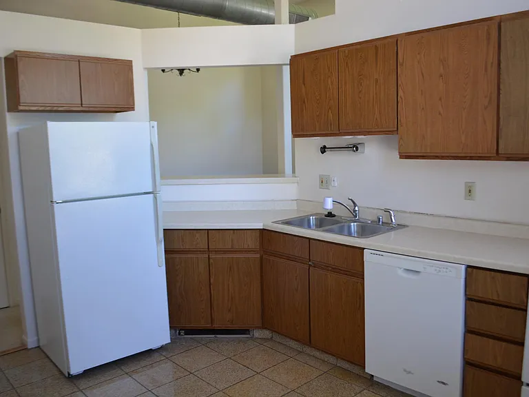 400 Garfield St #3 — Photo 7