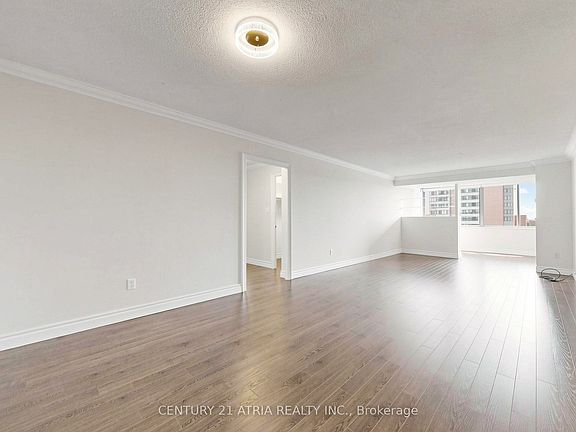 4th image of 2350 Bridletowne Cir #808