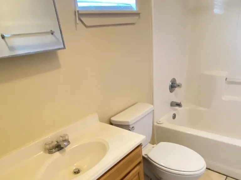 1011 Rayburn Dr #101 — Photo 4