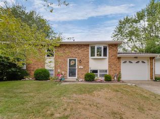 28 Ethell Pkwy, Normal, IL 61761