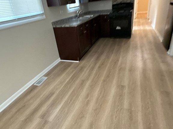 5th image of 16912 Orchard Ridge Ave