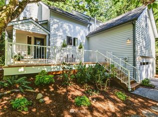 10 Horseshoe Cir, Bellingham, WA 98229